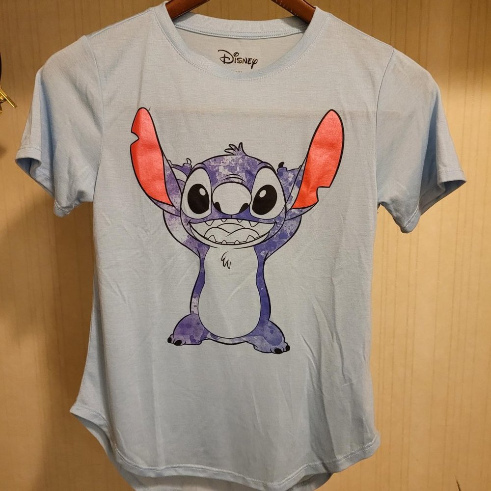 Disney's Stitch T-shirt, size small